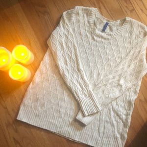 Falls Creek 1x White Sweater